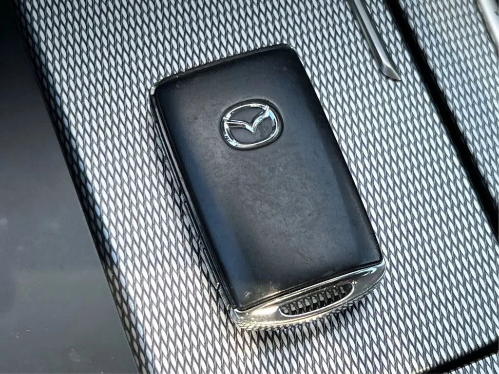 Mazda CX-90 photo 44
