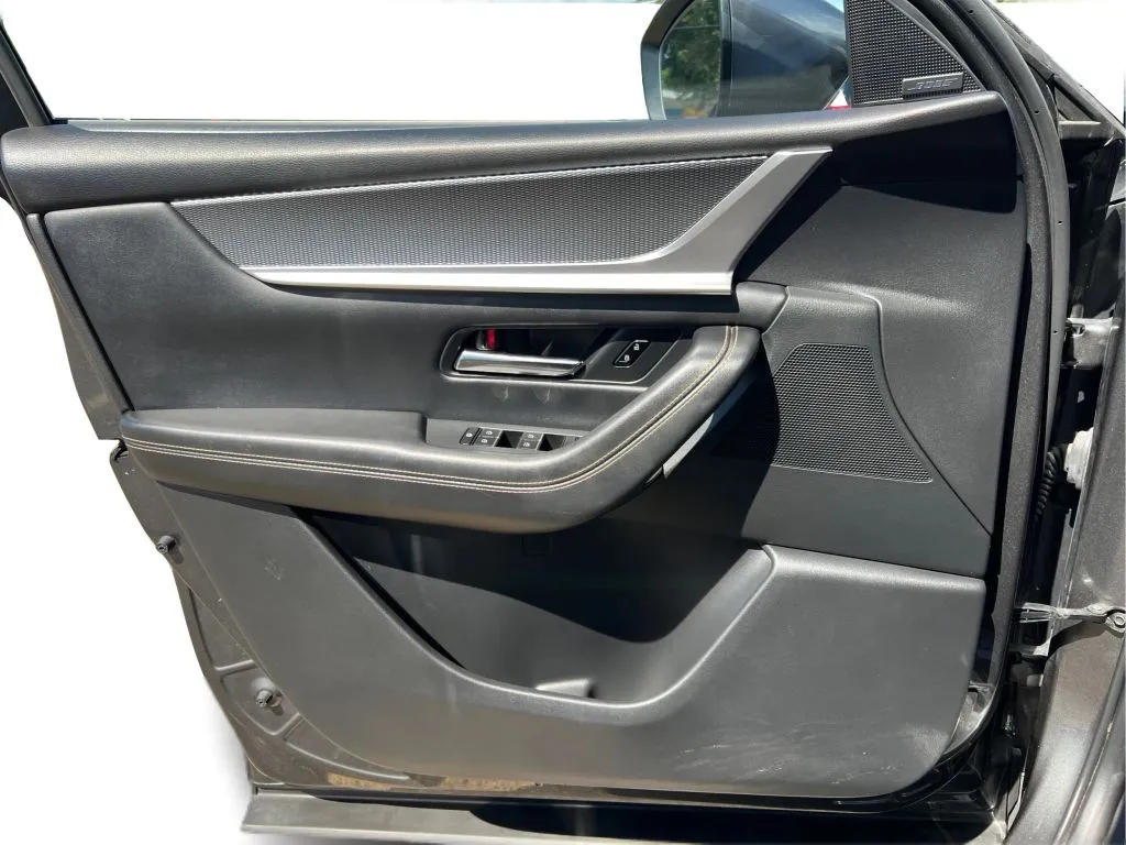 Mazda CX-90 photo 26