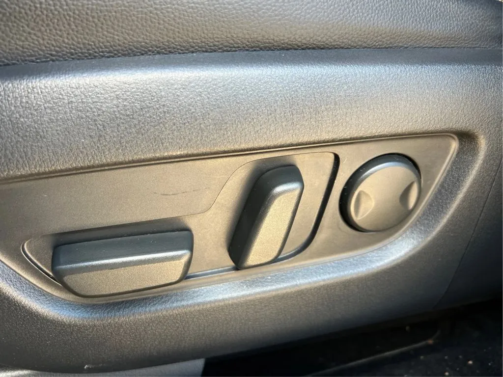 Mazda CX-90 photo 25