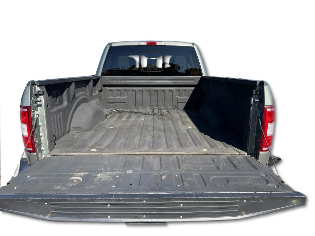 Ford F-150 photo 18
