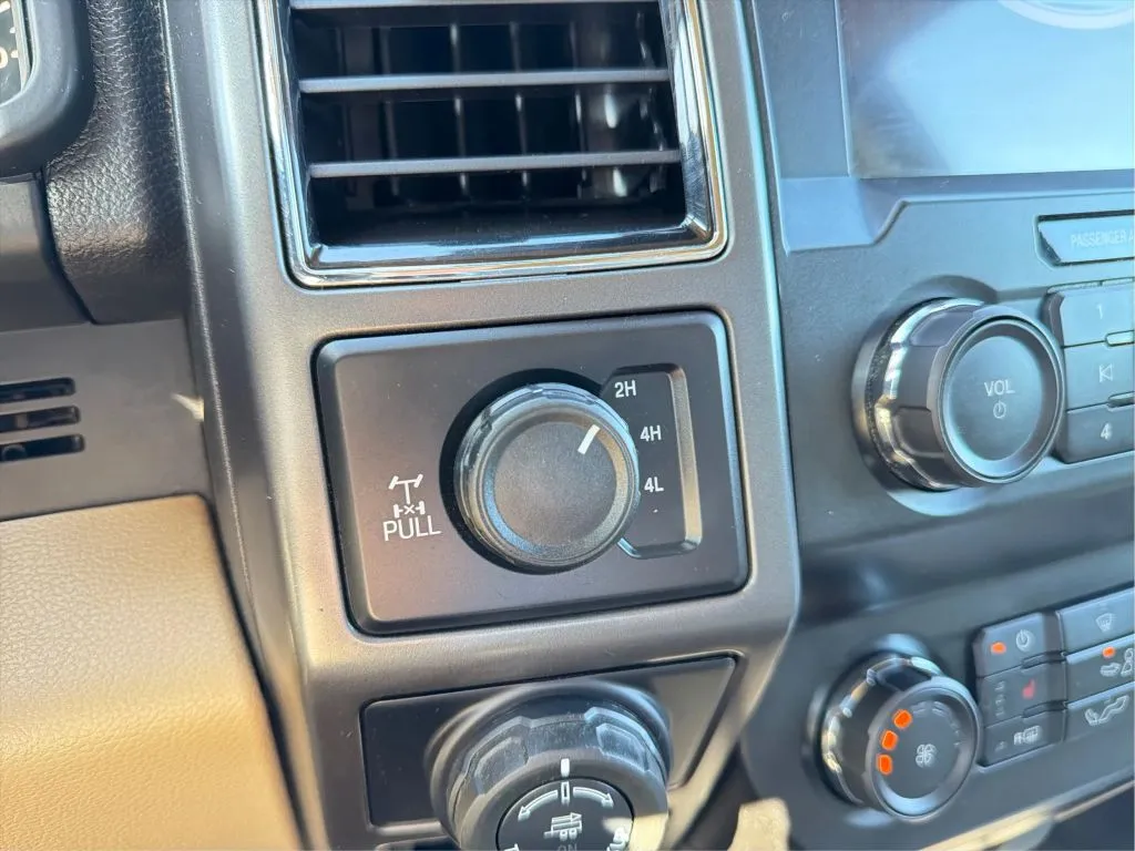 Ford F-150 photo 40