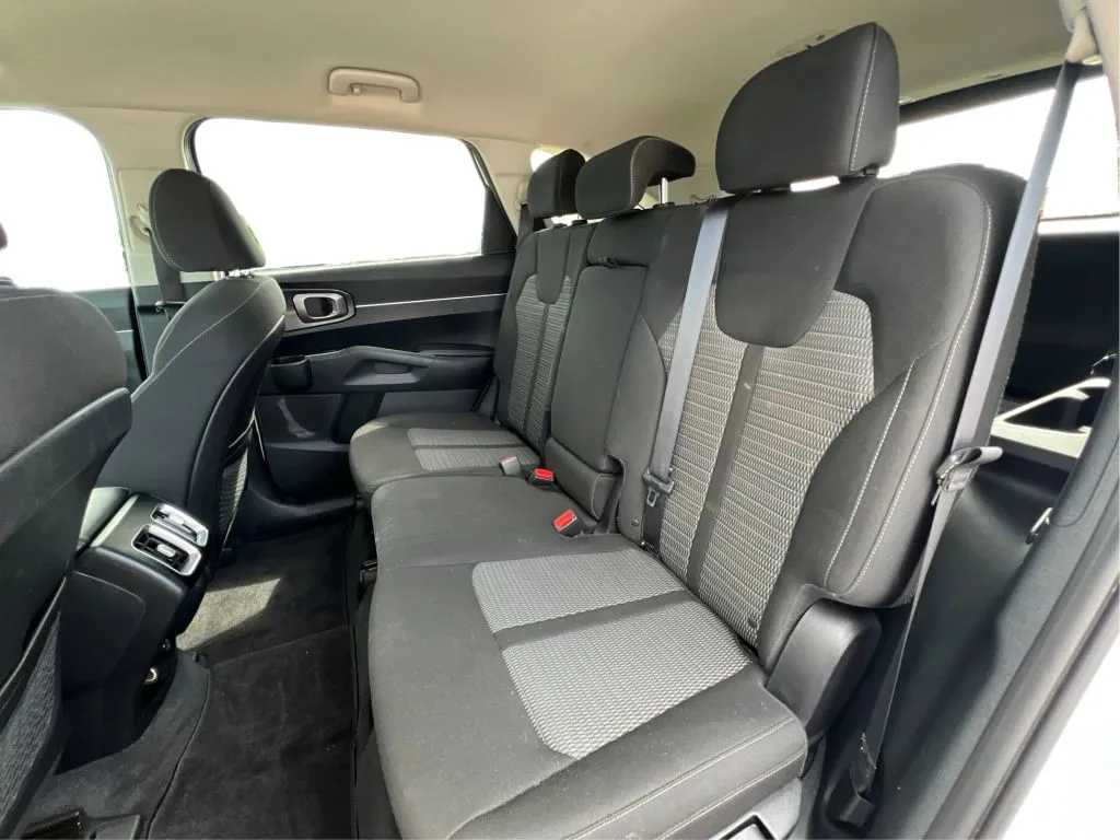 Kia Sorento photo 17