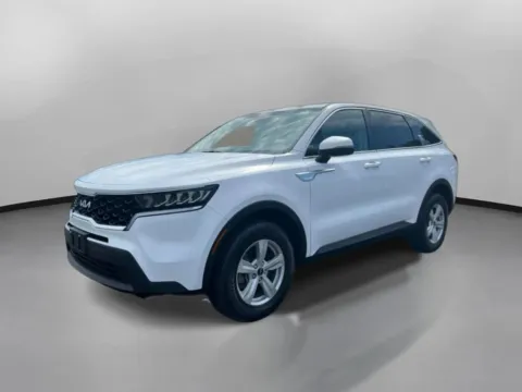 More photos of 2022 Kia Sorento LX Sport Utility 4D at Drivemax, CT