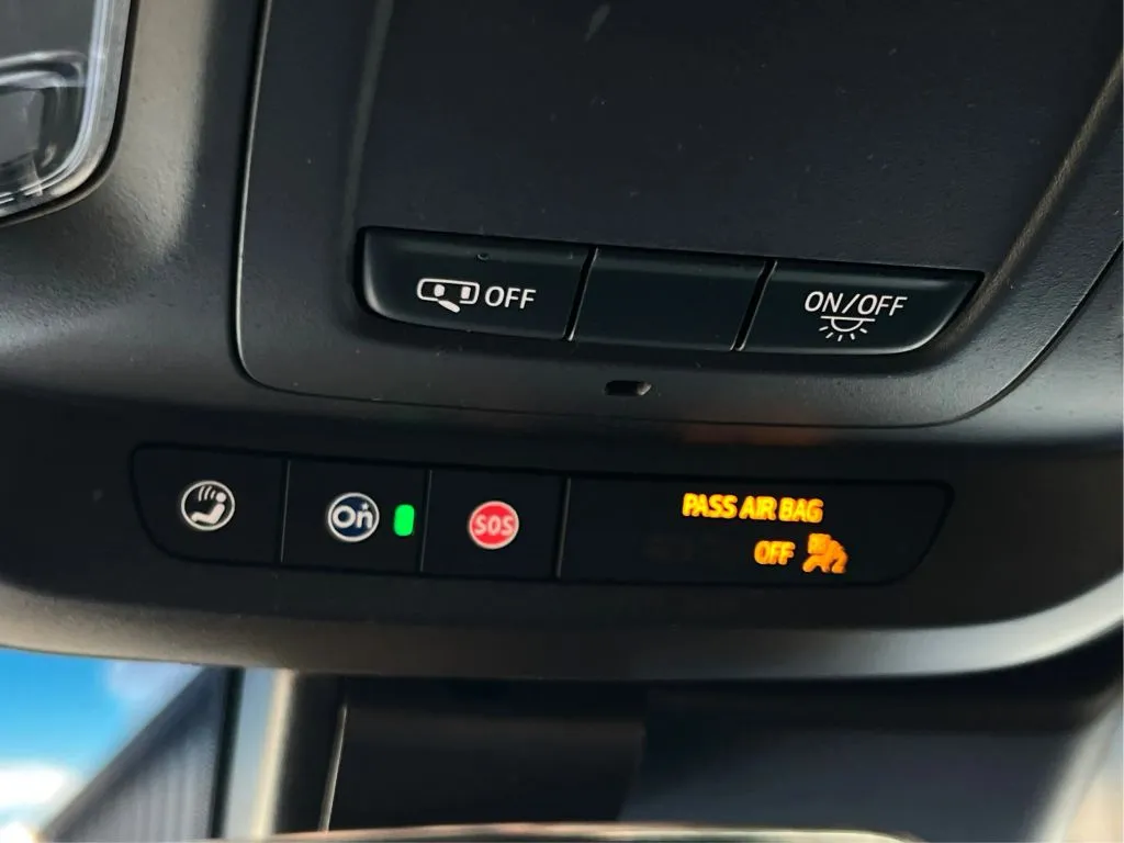 Cadillac CT4 photo 40