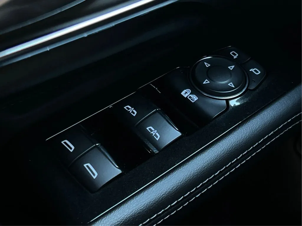Cadillac CT4 photo 43