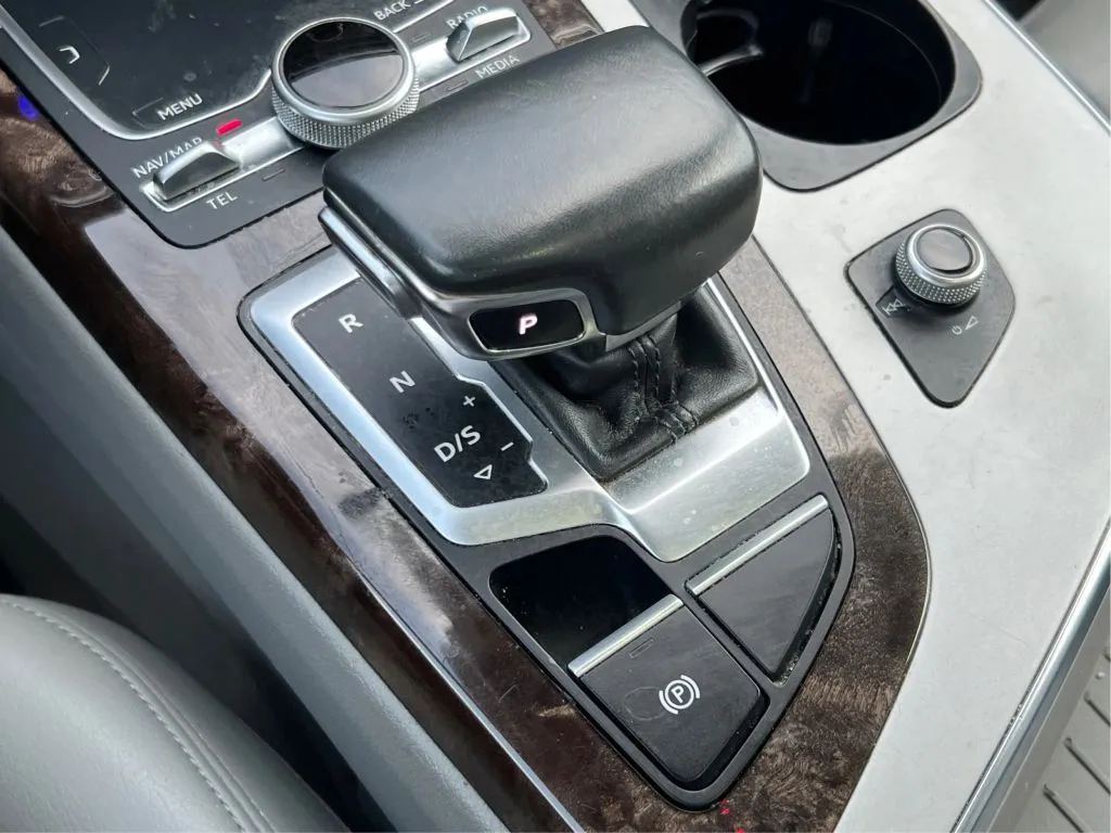 Audi Q7 photo 48