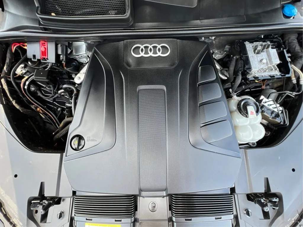 Audi Q7 photo 29