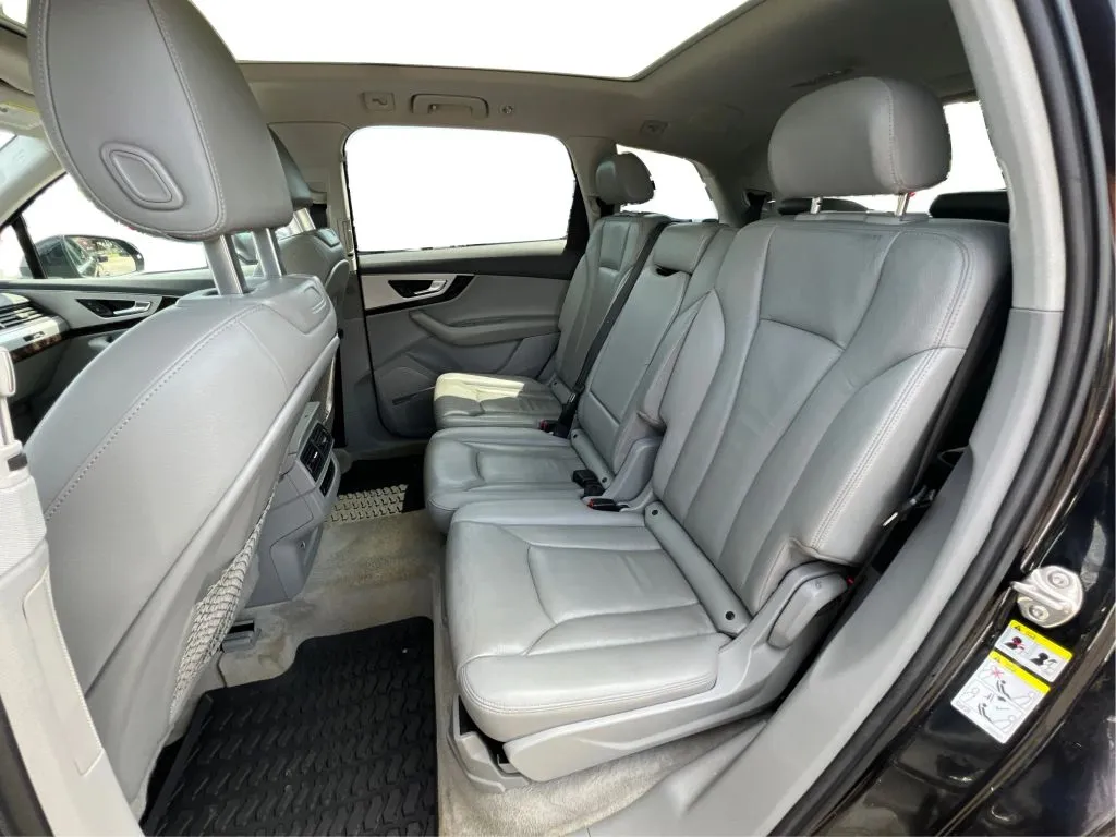 Audi Q7 photo 17