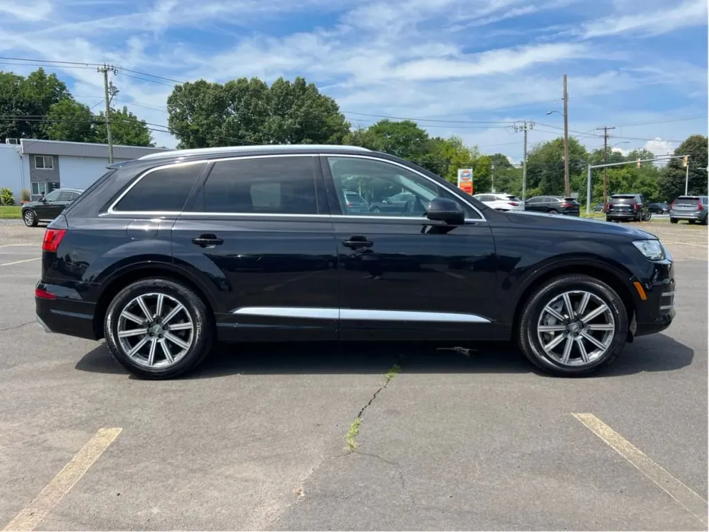 Audi Q7 photo 7