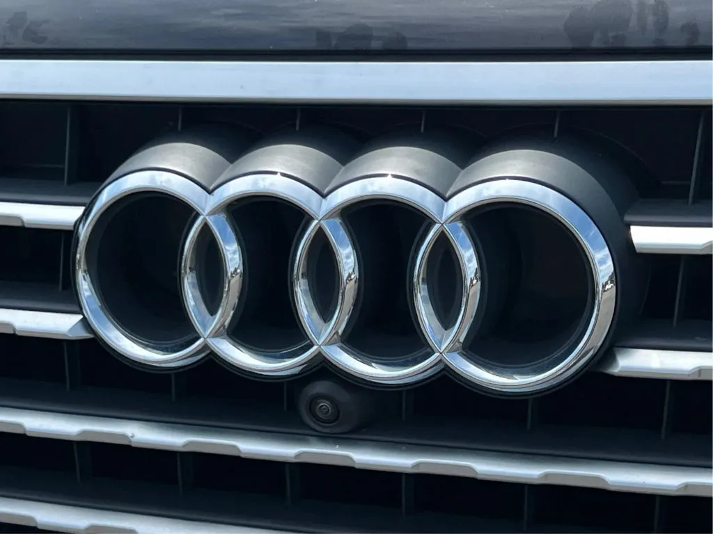 Audi Q7 photo 36