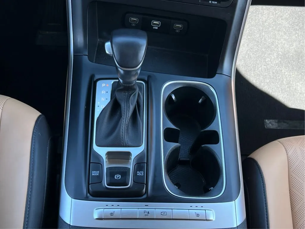 Kia Carnival photo 21