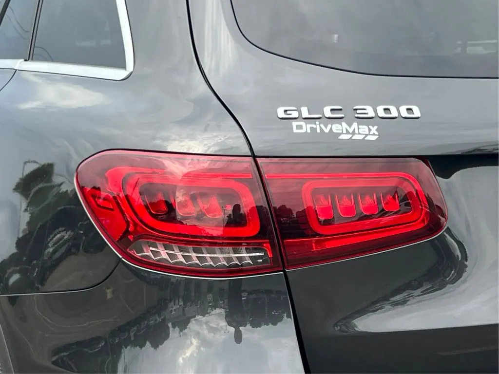Mercedes-Benz GLC photo 33