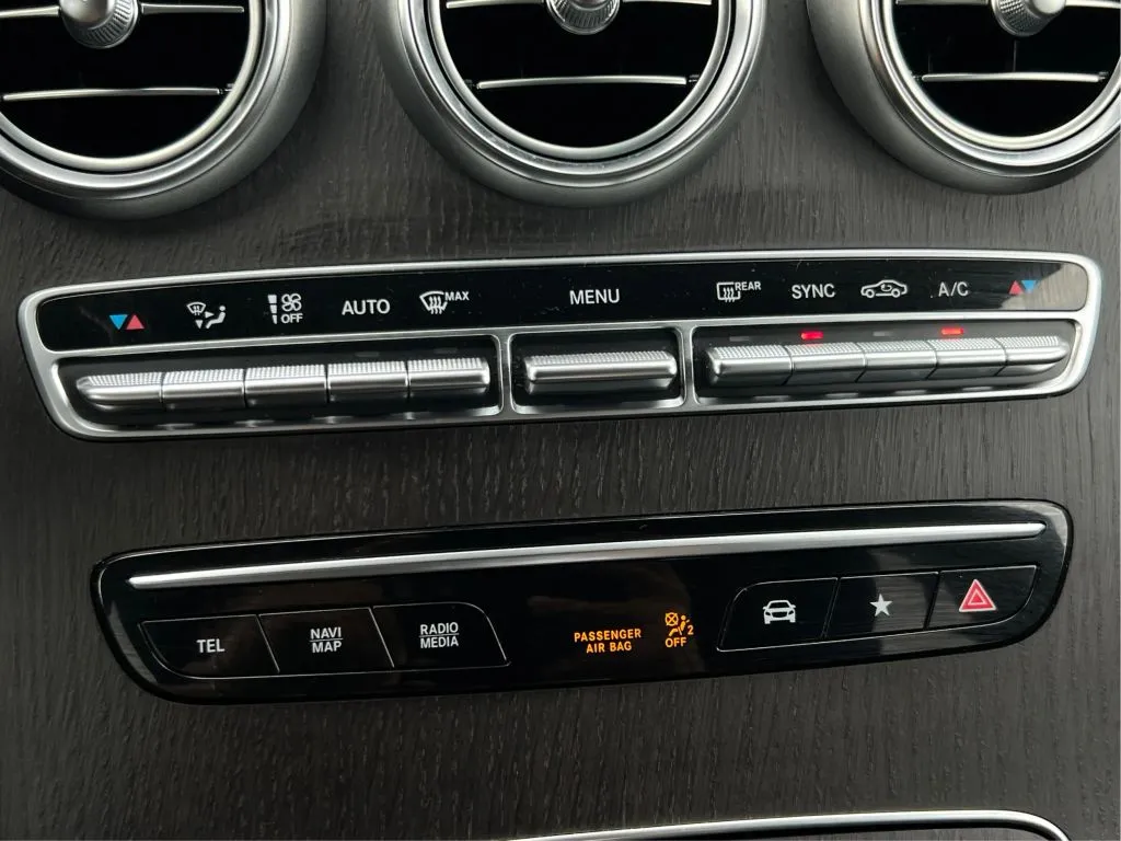 Mercedes-Benz GLC photo 39