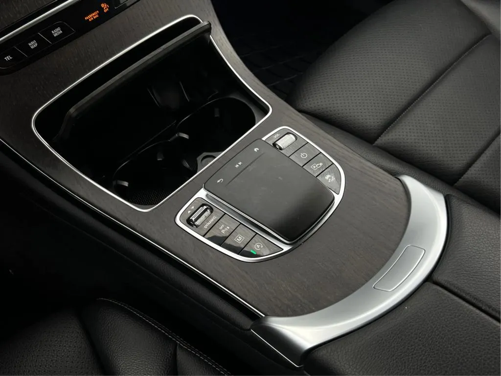 Mercedes-Benz GLC photo 21