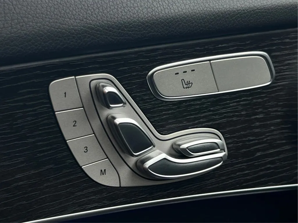 Mercedes-Benz GLC photo 25