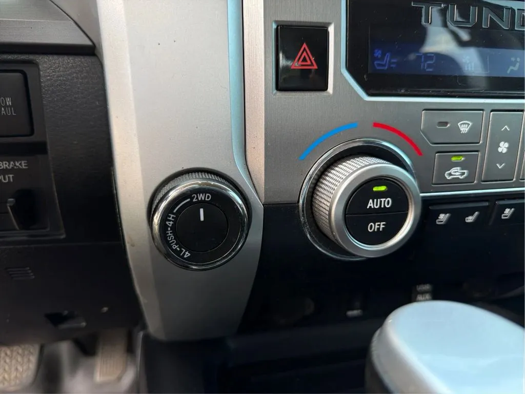 Toyota Tundra photo 42