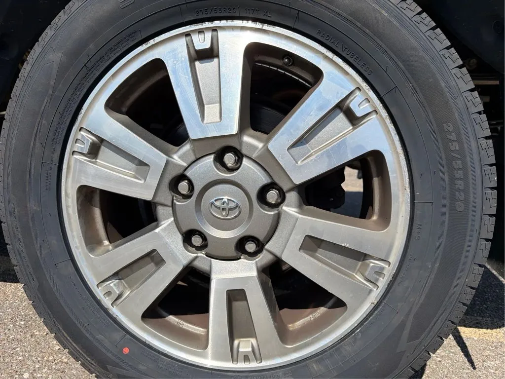 Toyota Tundra photo 31