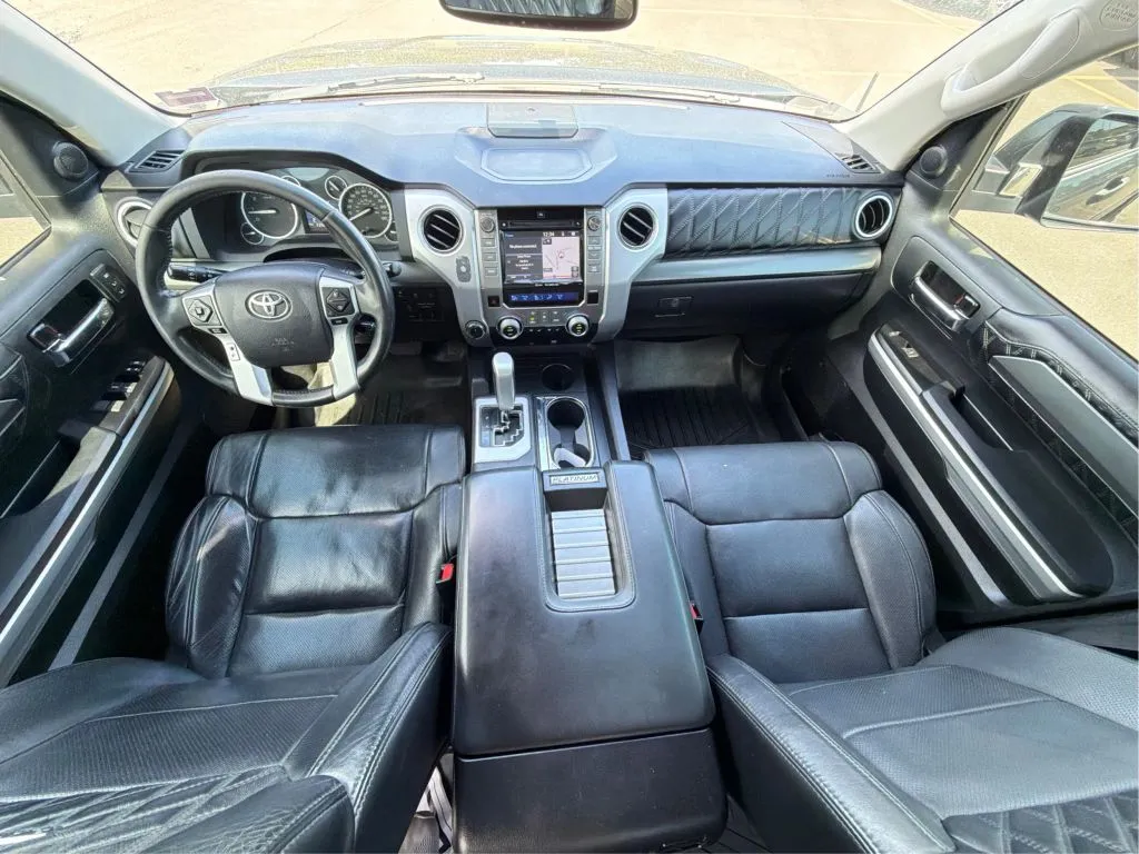 Toyota Tundra photo 21