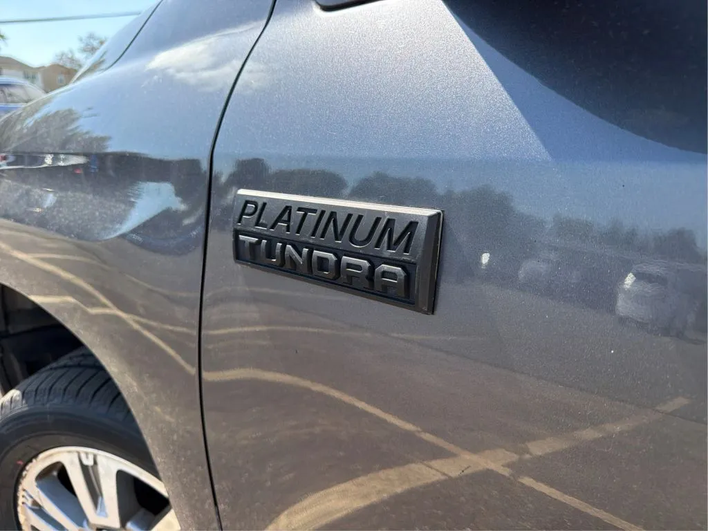 Toyota Tundra photo 30