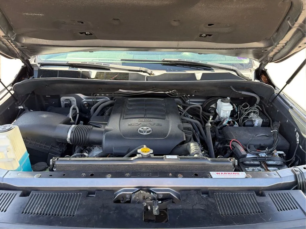 Toyota Tundra photo 29