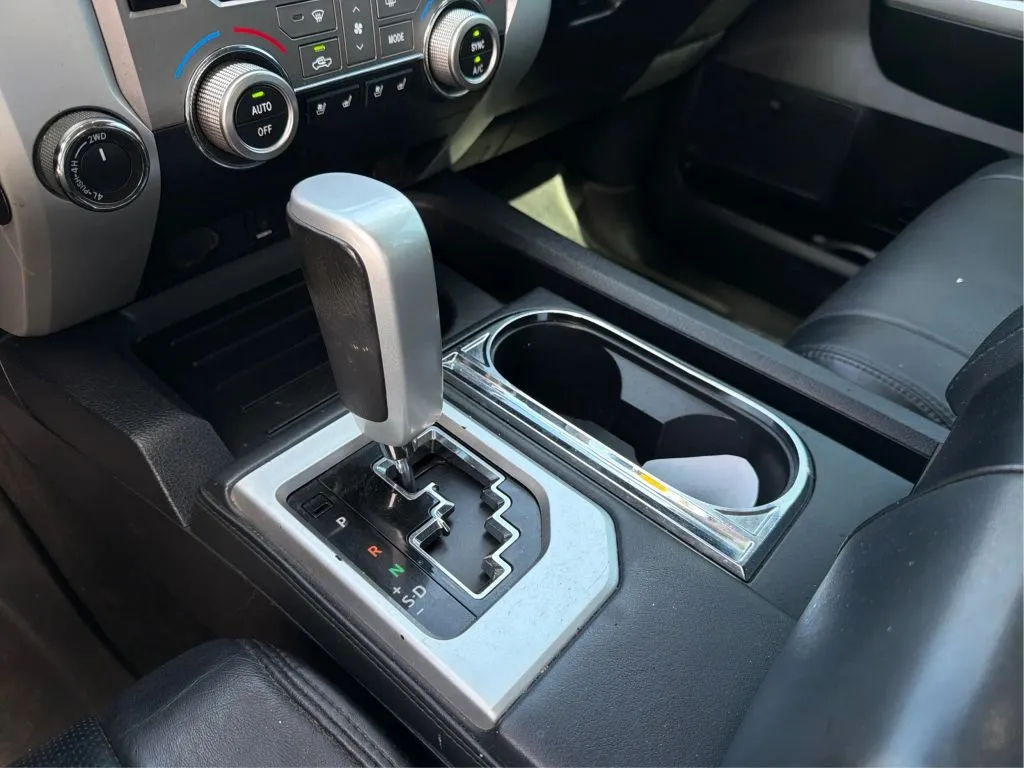 Toyota Tundra photo 44