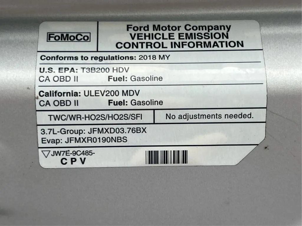 Ford Transit-150 photo 26