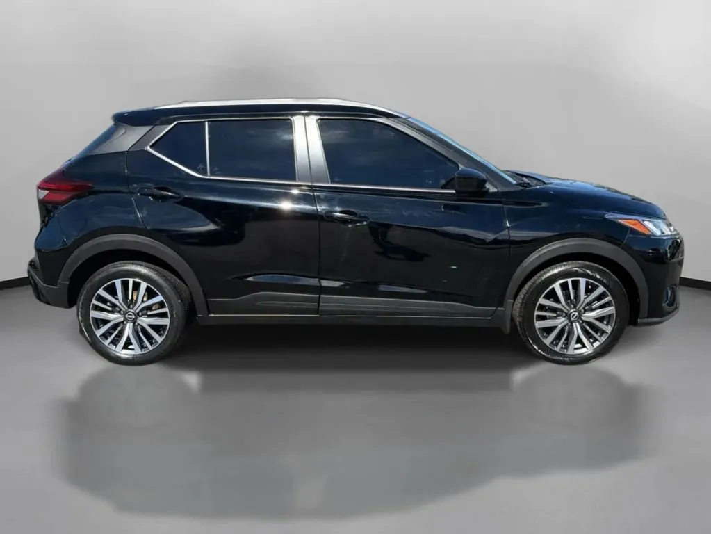Nissan Kicks photo 7