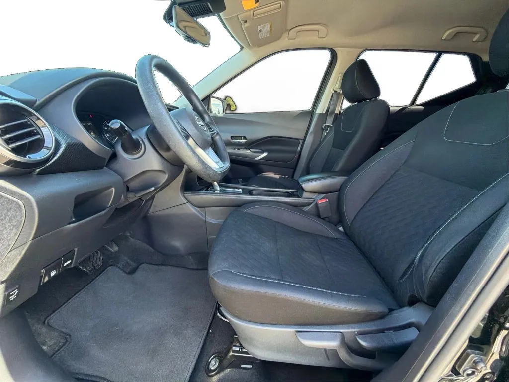 Nissan Kicks photo 16
