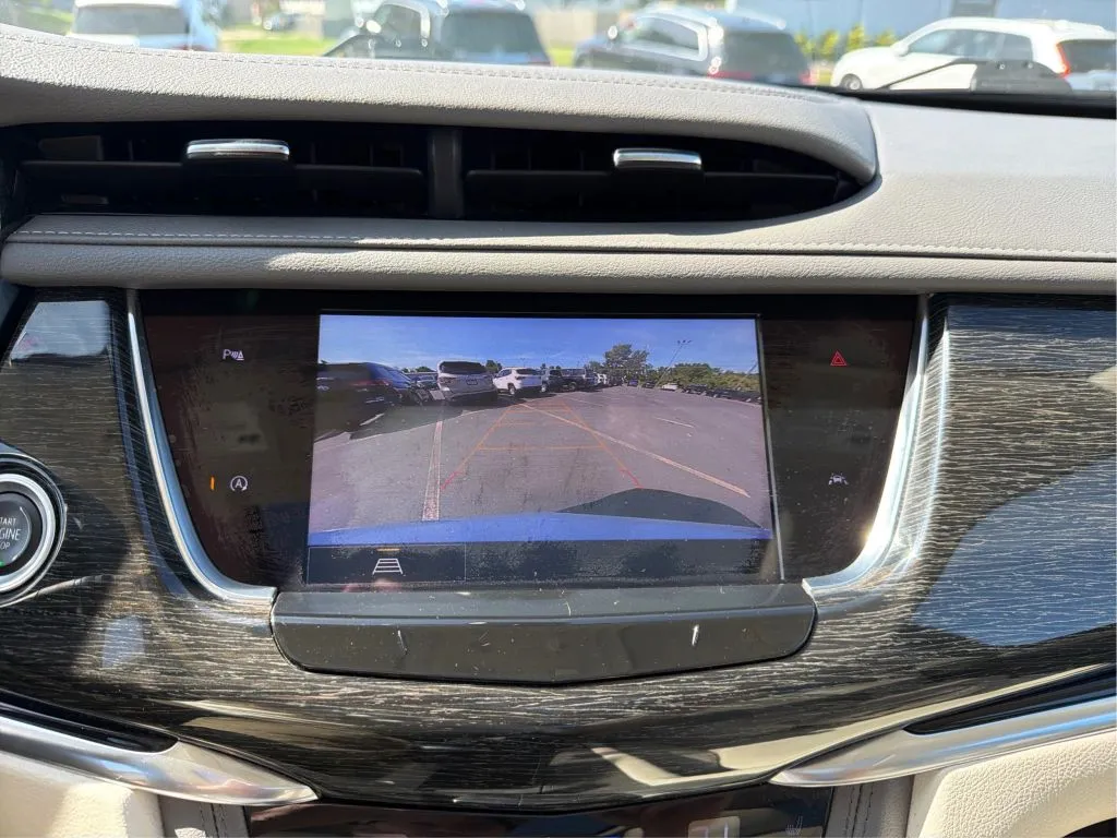Cadillac XT6 photo 40