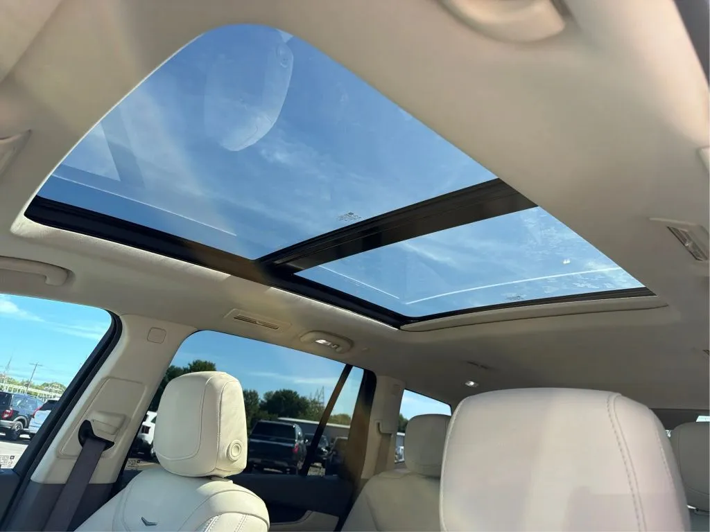 Cadillac XT6 photo 27