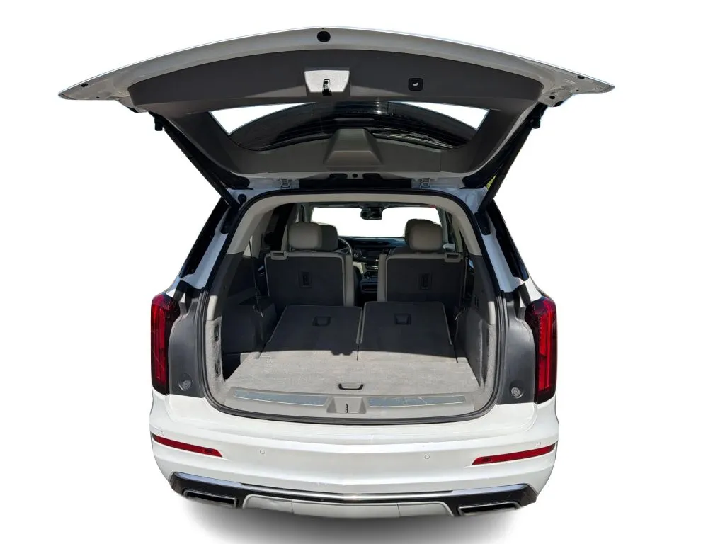 Cadillac XT6 photo 18