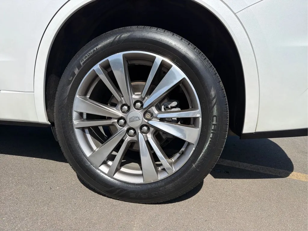Cadillac XT6 photo 31