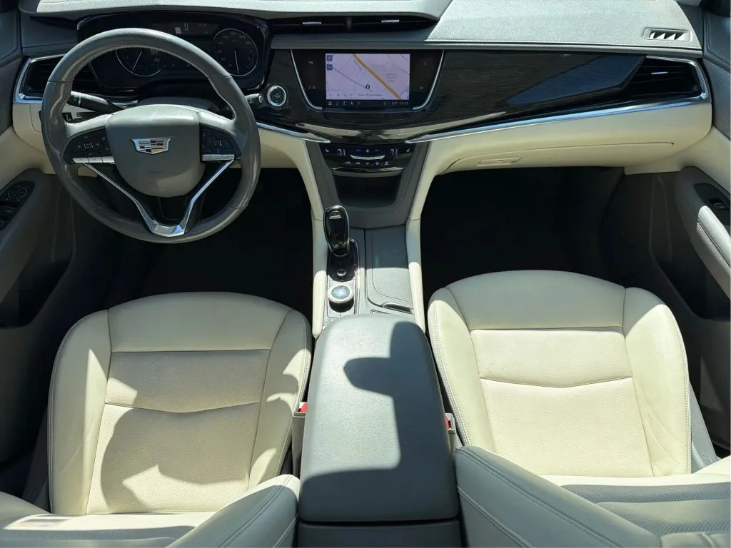 Cadillac XT6 photo 21