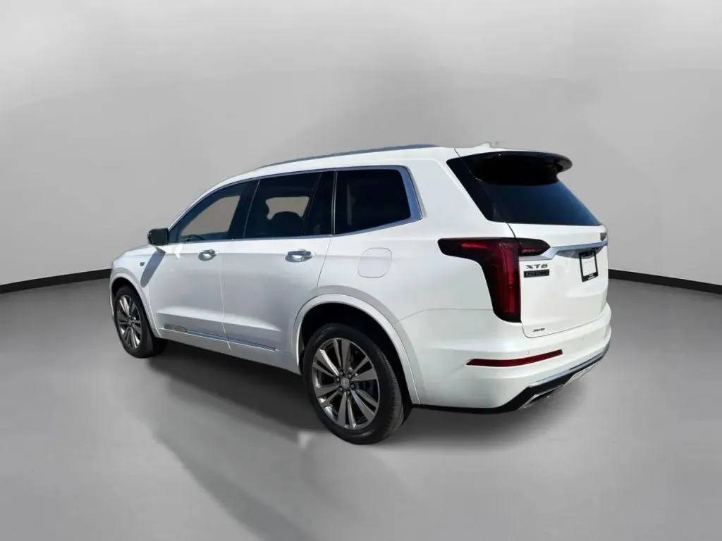 Cadillac XT6 photo 13