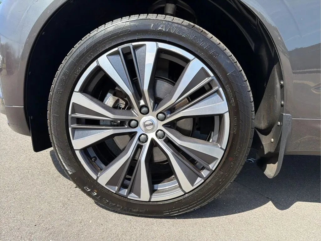 Volvo XC60 photo 27