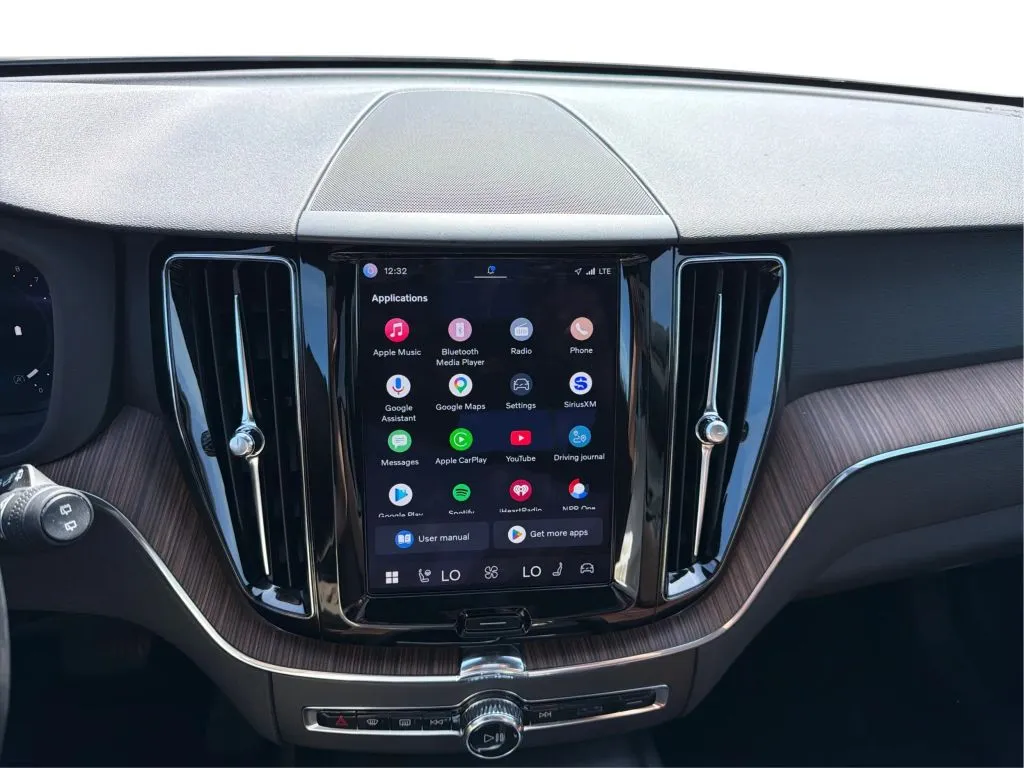 Volvo XC60 photo 20