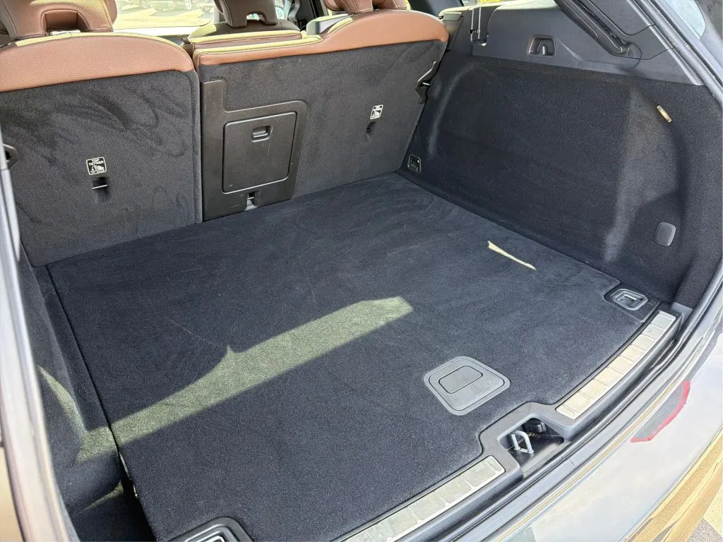 Volvo XC60 photo 30