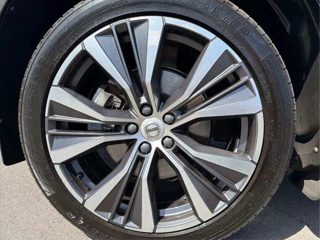 Volvo XC60 photo 26