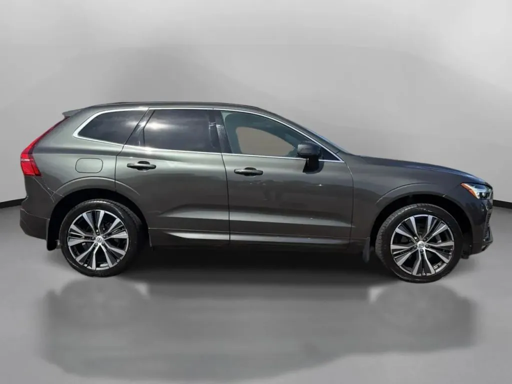 Volvo XC60 photo 7
