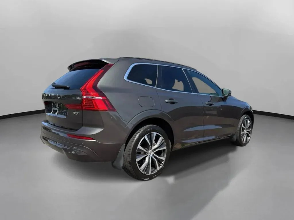Volvo XC60 photo 9