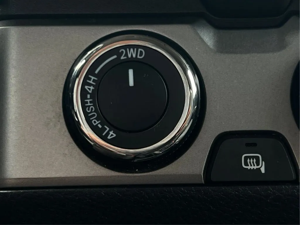 Toyota Tacoma photo 42