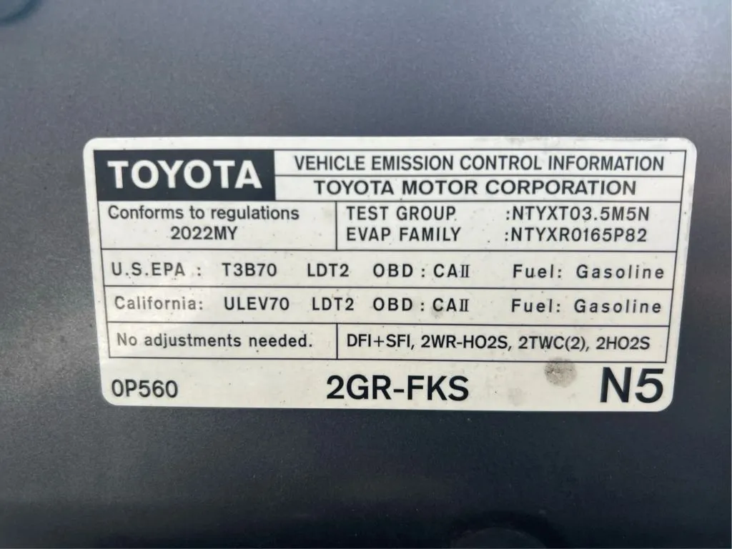 Toyota Tacoma photo 27