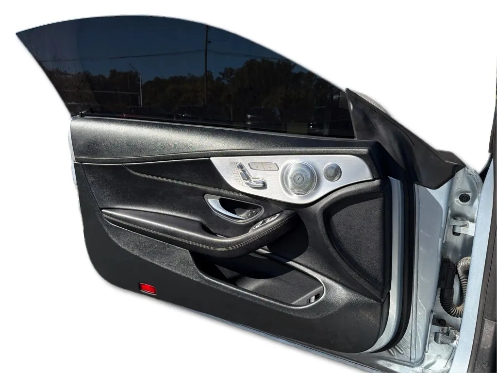 Mercedes-Benz C-Class photo 25