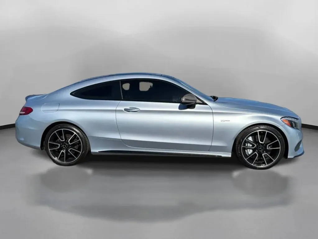 Mercedes-Benz C-Class photo 7