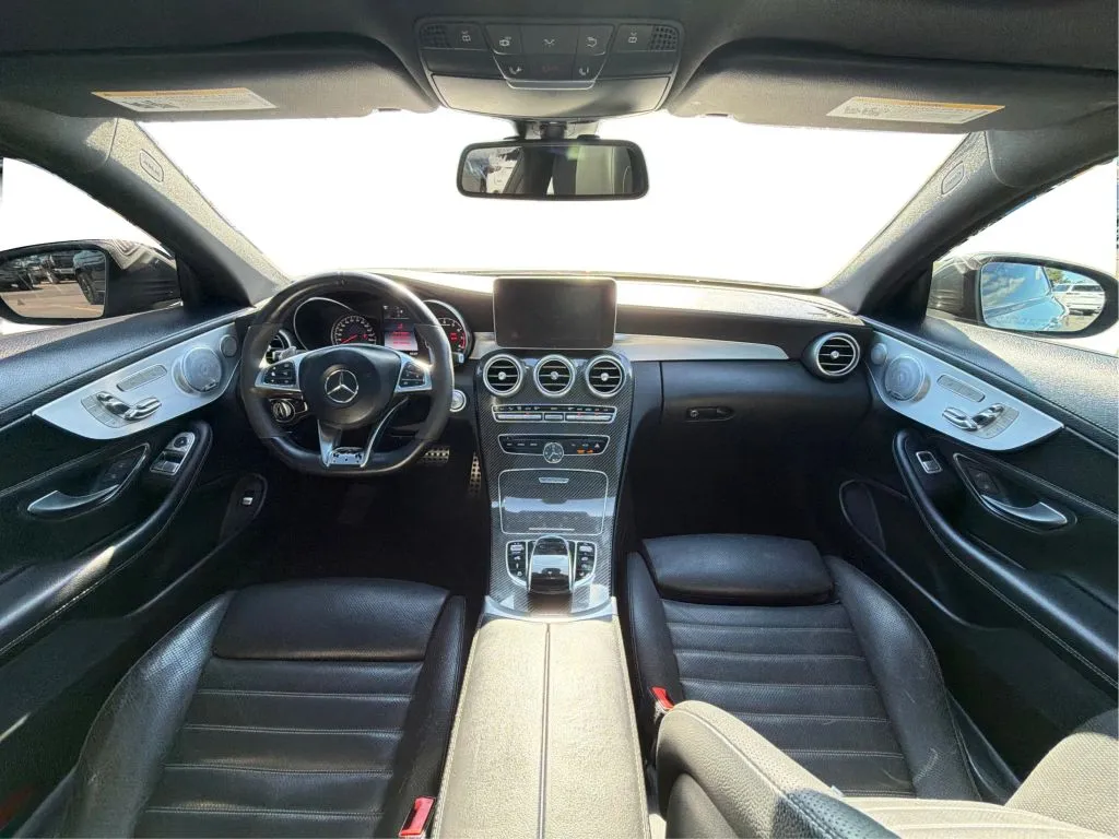 Mercedes-Benz C-Class photo 37