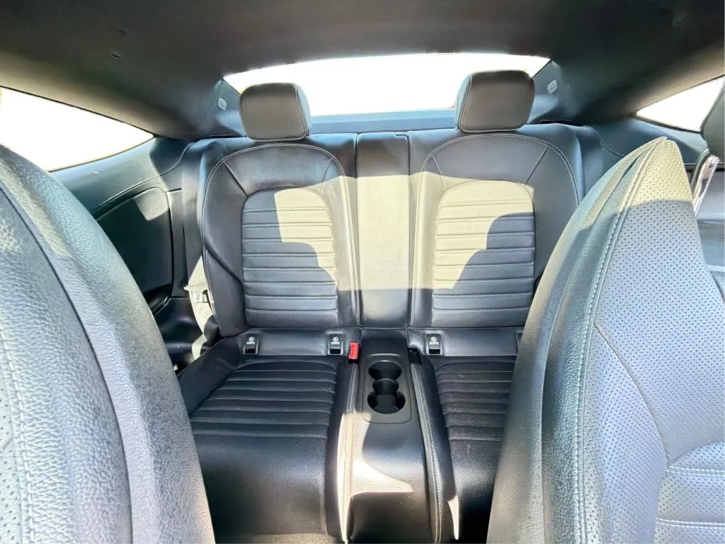 Mercedes-Benz C-Class photo 18