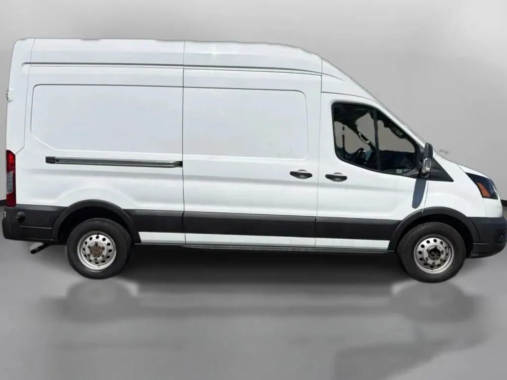 Ford Transit-250 photo 7