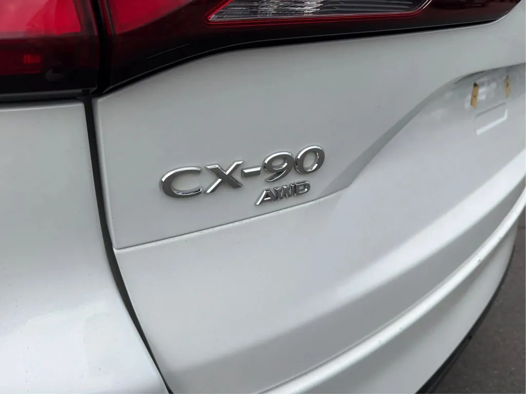 Mazda CX-90 photo 29