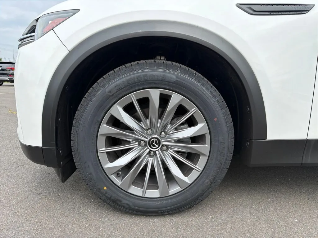 Mazda CX-90 photo 31