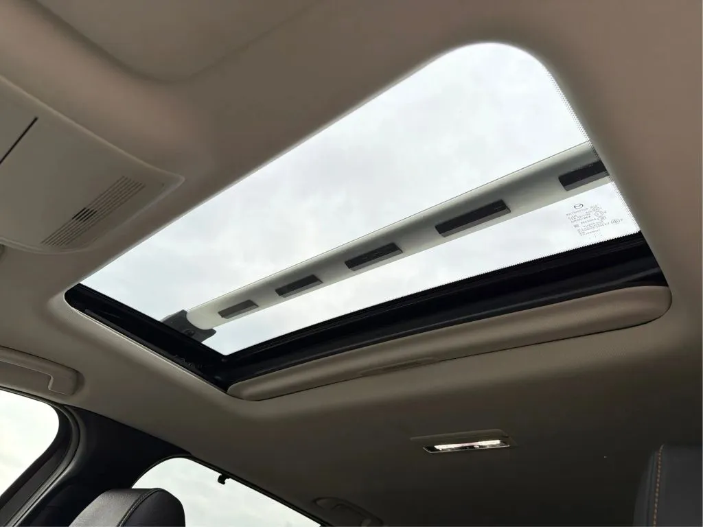 Mazda CX-90 photo 26